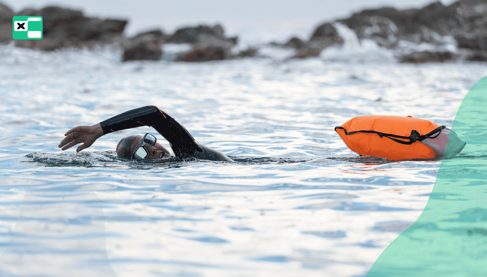 Nawodnienie na długie treningi triathlonowe 2026 — bidony, termosy i koszyki z Decathlon
